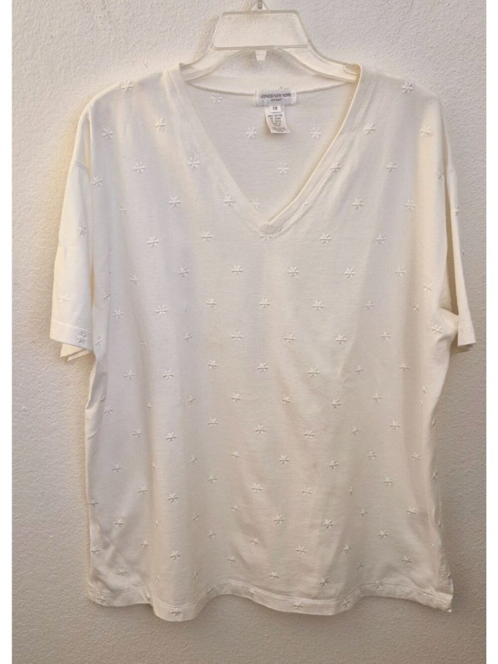Jones New York Sport White 100% Cotton Relaxed Fit Embroidered V Neck Top 1X EUC